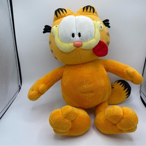 Garfield Plushie 13” Stuffed Animal Collectible Fat Orange Striped Cat Kitty - Picture 1 of 9